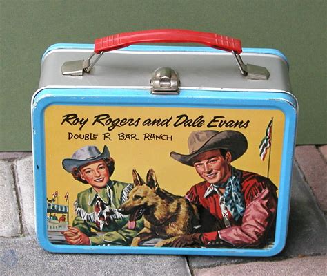 Vintage Tin Lunch Boxes for sale 